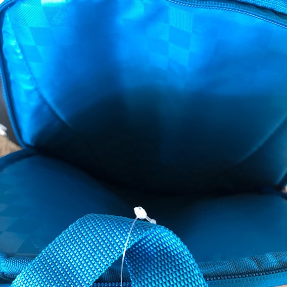 🎉‼️FLASH PARTY SALE‼️🎉HP 3/19🎉NWT Unisex Vans utility backpack. - Picture 12 of 14